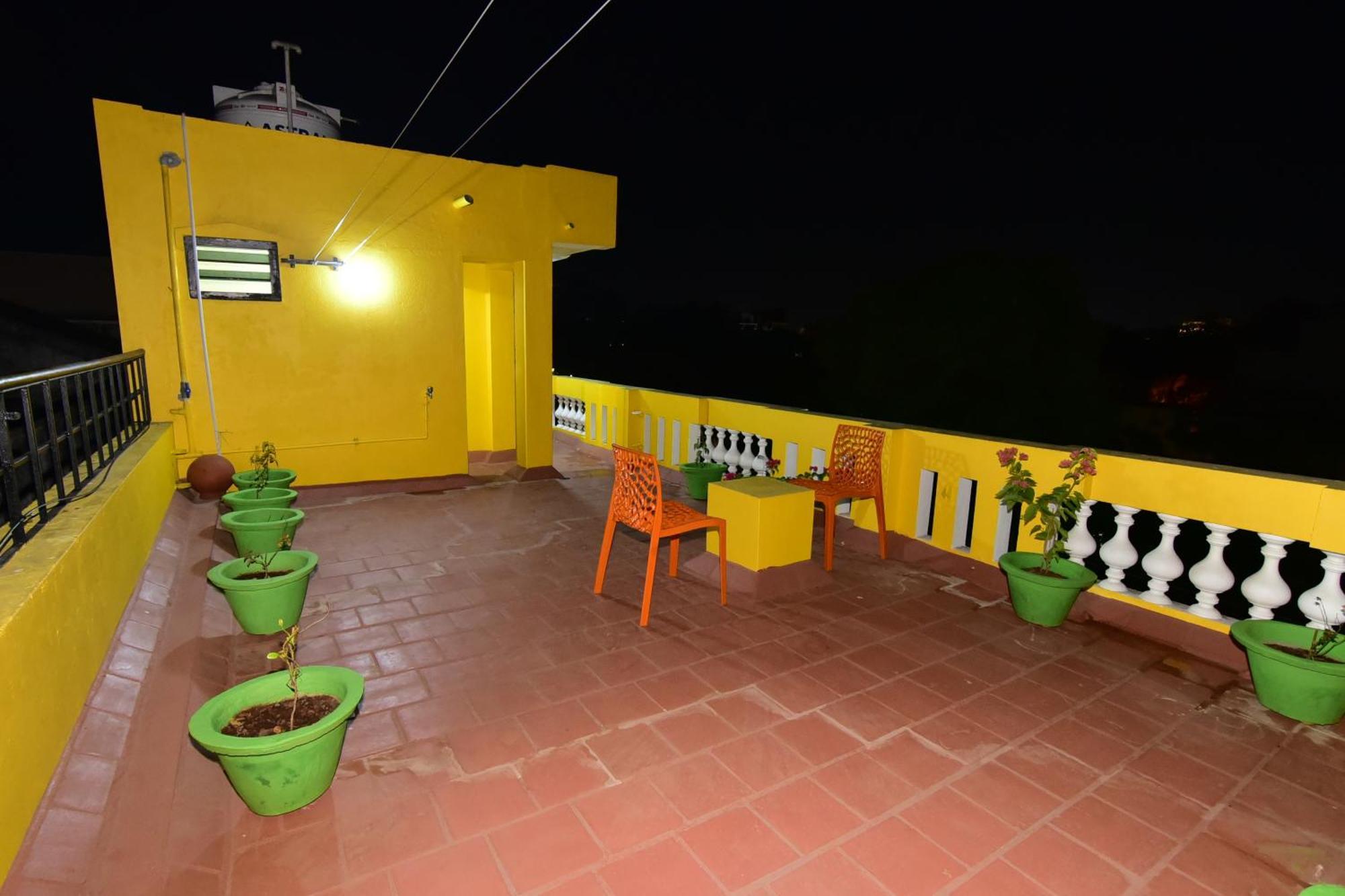 Chez Linda Home Stay Пондичери Екстериор снимка